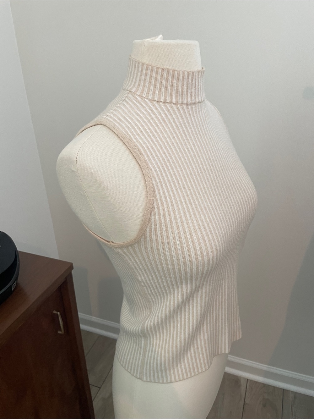 Marled Cream Ribbed Top - Picture 2 of 4